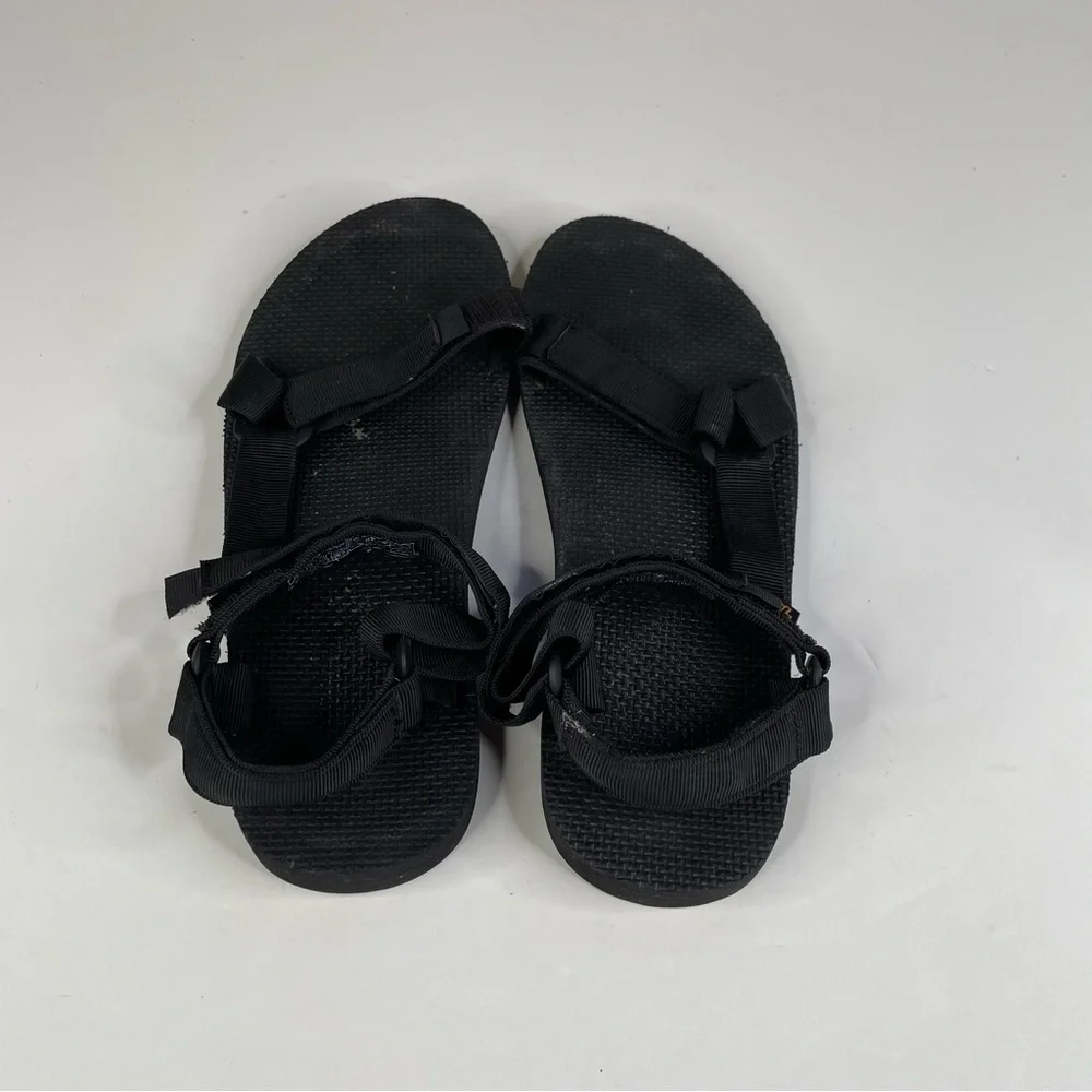 Teva Men's Black Universal Strap Sandals